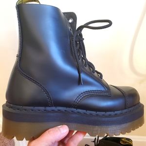 Crazy Bomb Boots UK8